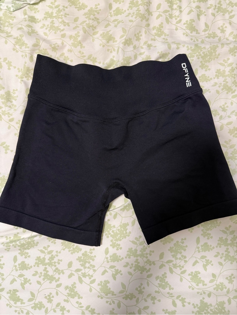 Midnight black dfyne shorts !!
